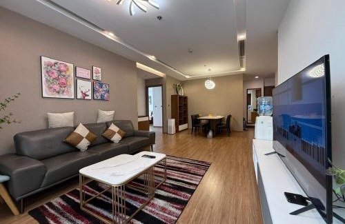 Ngoc Khanh Apartment | Vinhomes Metropolis Ha Noi 3 Bedroom
