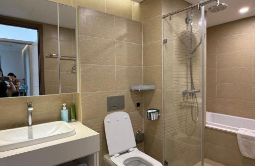 Ngoc Khanh Apartment | Vinhomes Metropolis Ha Noi 3 Bedroom