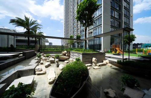 Ngoc Khanh Apartment | Vinhomes Metropolis Hanoi - South Land