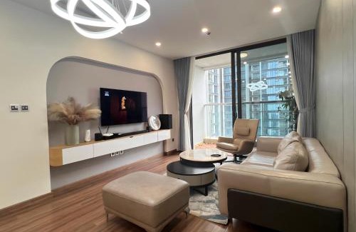 Ngoc Khanh Apartment | Vinhomes Metropolis Hanoi - South Land