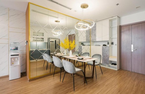 Ngoc Khanh Apartment | Vinhomes Metropolis Liễu Giai - Blissful Homestays