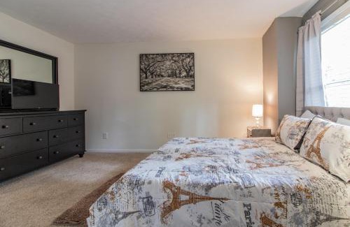 Cumberland Apartment | Vinings Vista Your Serene Escape in Georgia