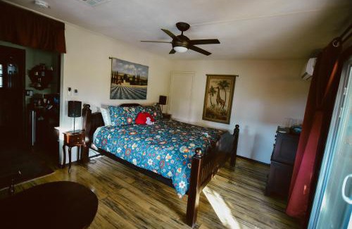 Valle de Guadalupe Hotel | Vinofilia Wine Country Inn