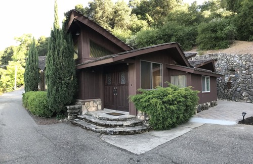 Paso Robles House | Vintage Adelaida Home on 16 acres