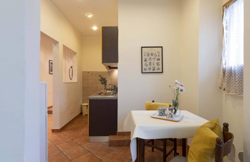 Careggi Rifredi Apartment | Vintage Apartment In Florence - Vintage Apartment