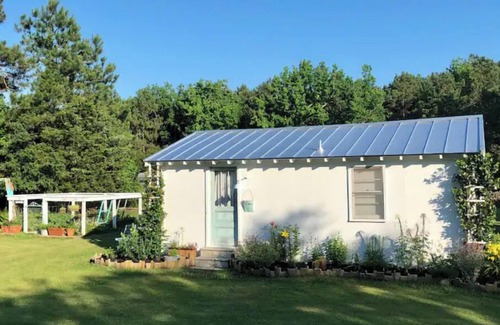 Kitty Hawk House | Vintage Beach Cottage (Outer Banks, NC)