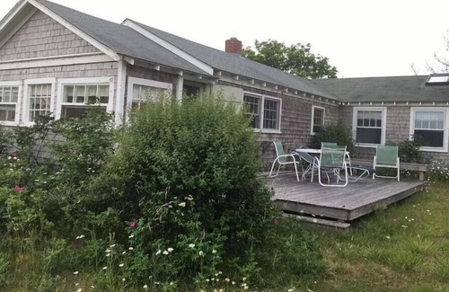 Pocomo House | Vintage Bohemian Nantucket Cottage 3BR
