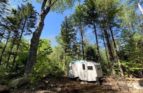 Chatham House | Vintage Camper Rental for Secluded Getaway in Chatham Hills, New Hampshire