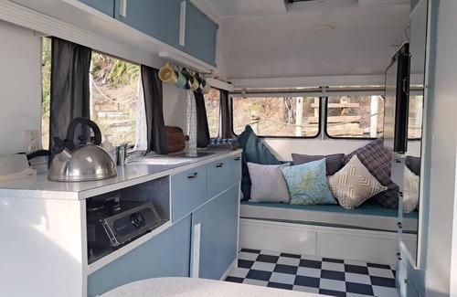 Moetapu Bay House | Vintage Caravans by the Sea
