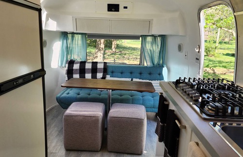 McMinnville House | Vintage Charm and Modern Comfort in a Renovated Airstream
