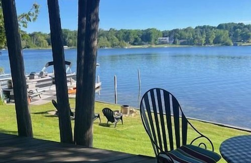 Alden Cottage | Vintage Cottage on Clam Lake - Bring your Boat