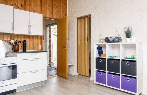 Struer Municipality House | Vintage Holiday Home in Struer near Open Field