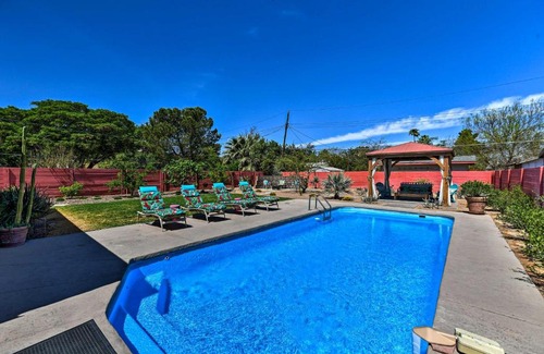 Las Vegas House | Vintage Las Vegas Oasis Less Than 3 Mi to the Strip!