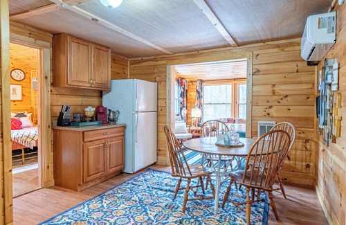 Lake George Apartment | Vintage Market-Charming 2-bedroom with AC, WiFi in fantastic Lake George