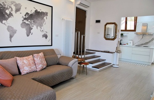 Formia House | Viola Home sunset on the sea