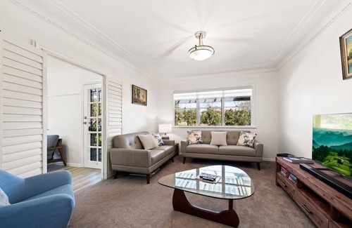 Rangeville House | Viola House on Rangeville - Beautiful Home