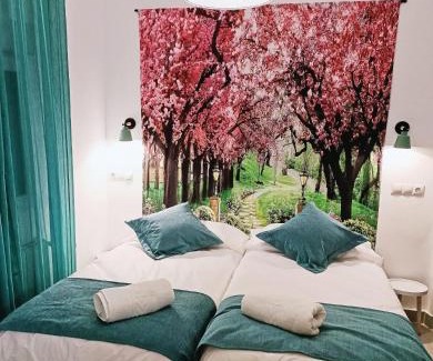 Puerta del Angel Apartment | Violeta Suite