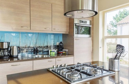 Ouddorp House | VIP Cottage by Interhome