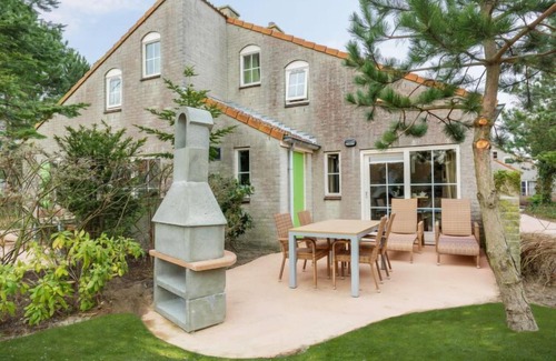 Ouddorp House | VIP Cottage by Interhome