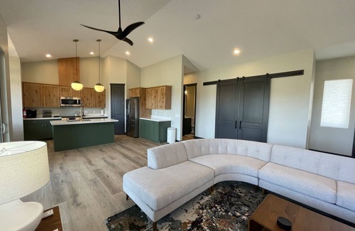 Williams House | VIP Luxury Mountain Retreat