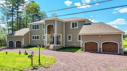 Blakeslee House | VIP Mansion Estate