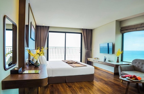 Central Mui Ne Beach Hotel | Vipol Mui Ne Hotel & Spa