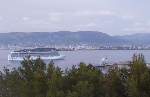 Saint-Mandrier-sur-Mer House | Virage 9 3/4