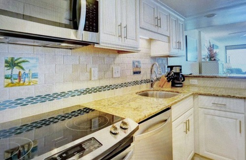 Virginia Beach Condo | Virginia Beach, oceanfront, boardwalk, beach, fun, dolphins