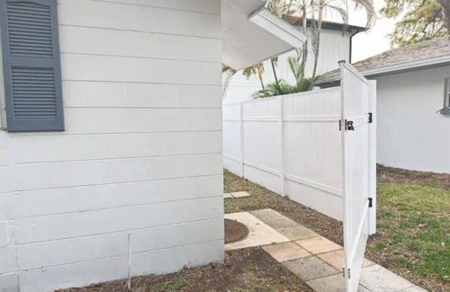 Palma Ceia West House | Virginia Park cottage of South Tampa
