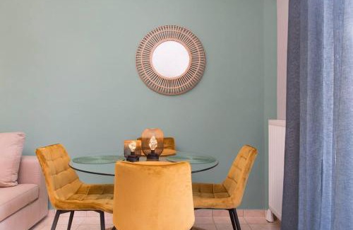 Volos City Centre Apartment | Virginia's Luxury Suite 4