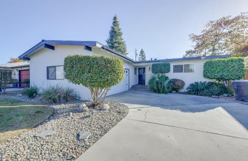 Visalia House | Visalia Vacation Rental with Yard 1 Mi to Downtown