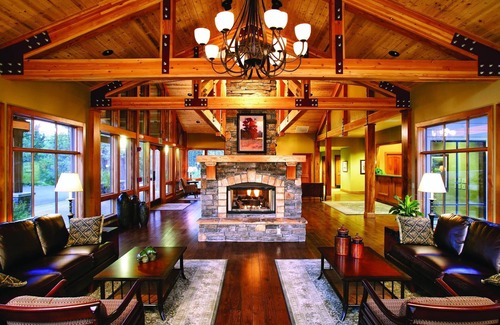 Bend Resort | Visit Deschutes National Forest and wilderness areas!