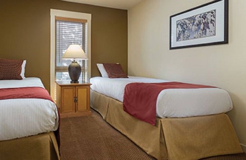 Bend Resort | Visit Deschutes National Forest and wilderness areas!