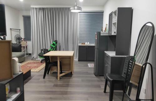 Kajang Apartment | Vista Bangi NAQ Homestay - Studio Near UKM