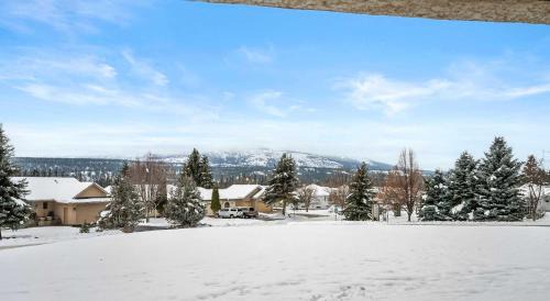 East Kootenay Apartment | Vista