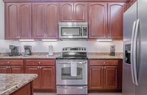 Florida Central Atlantic Coast Condo | Vista Cay Lakeview Panorama. Near all theme parks and walk to conventions