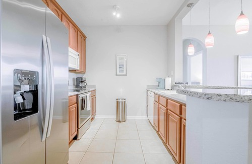 Florida Central Atlantic Coast Condo | Vista Cay Luxury Executive. Near all theme parks and walk to conventions