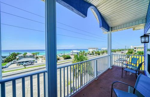 Bahama Beach House | Vista del Mar I - Short Walk to the Beach 301