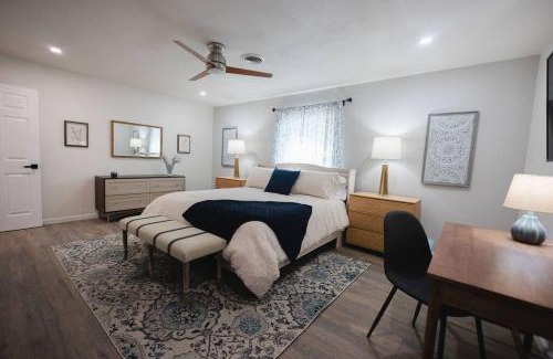Roswell House | Vista Experience w/King Size Bed & Pet Friendly