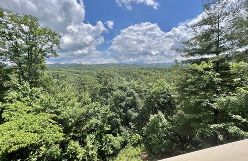 Jasper Cabin | Vista Greystone Lodge-3/3.5 and most awesome view! Streaming tvs Wifi! Private!