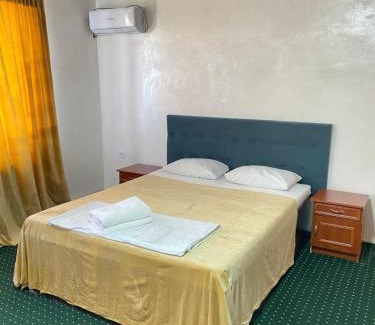 Turkestan Hotel | Vista