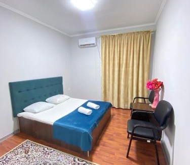 Turkestan Hotel | Vista