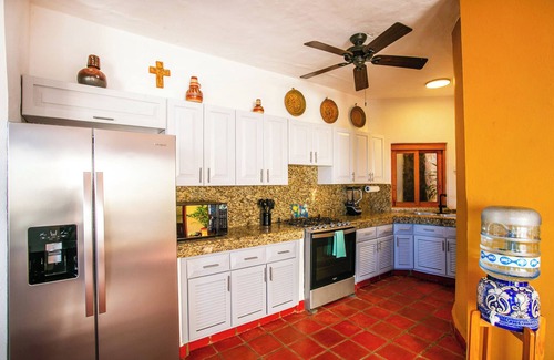 South Shore Hotel Area Villa | Vista Los Arcos of Mismaloya - Jungle Villa with Ocean Views!