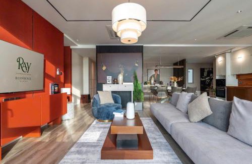 Thao Dien Apartment | Vista Luxurious SkyVilla and Penthouse Perfect for Groups-Families