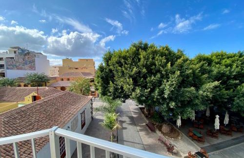 Los Llanos Apartment | VISTA PLAZA - Exceptional Location