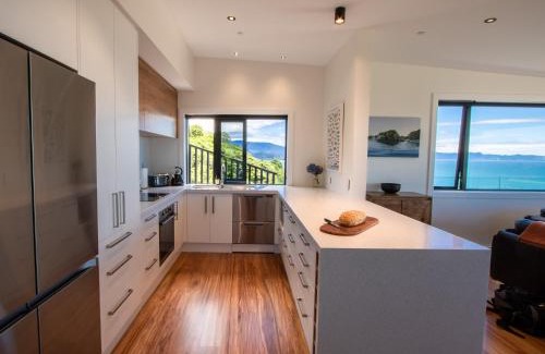 Pohara House | Vista Serena