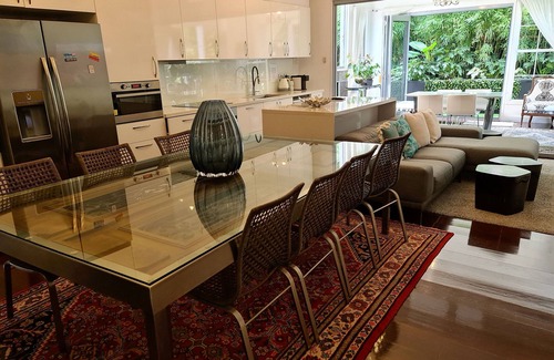Arncliffe House | Vista Unit + Bamboo House Close to the City & Airport & Train station and Beach
