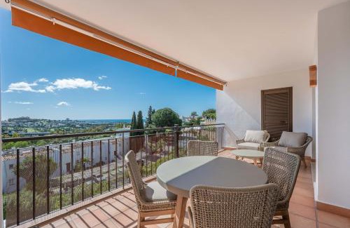 Benahavis Apartment | Vistas espectaculares en La Quinta Suites cerca de Puerto Banús