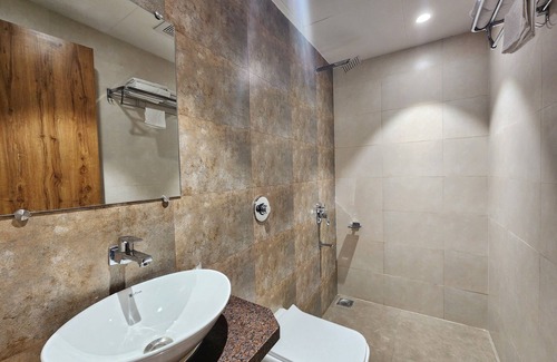 Daman Hotel | VITS Daman Devka Beach