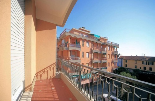 Borghetto Santo Spirito Apartment | Vittorio Veneto 9 Int 14